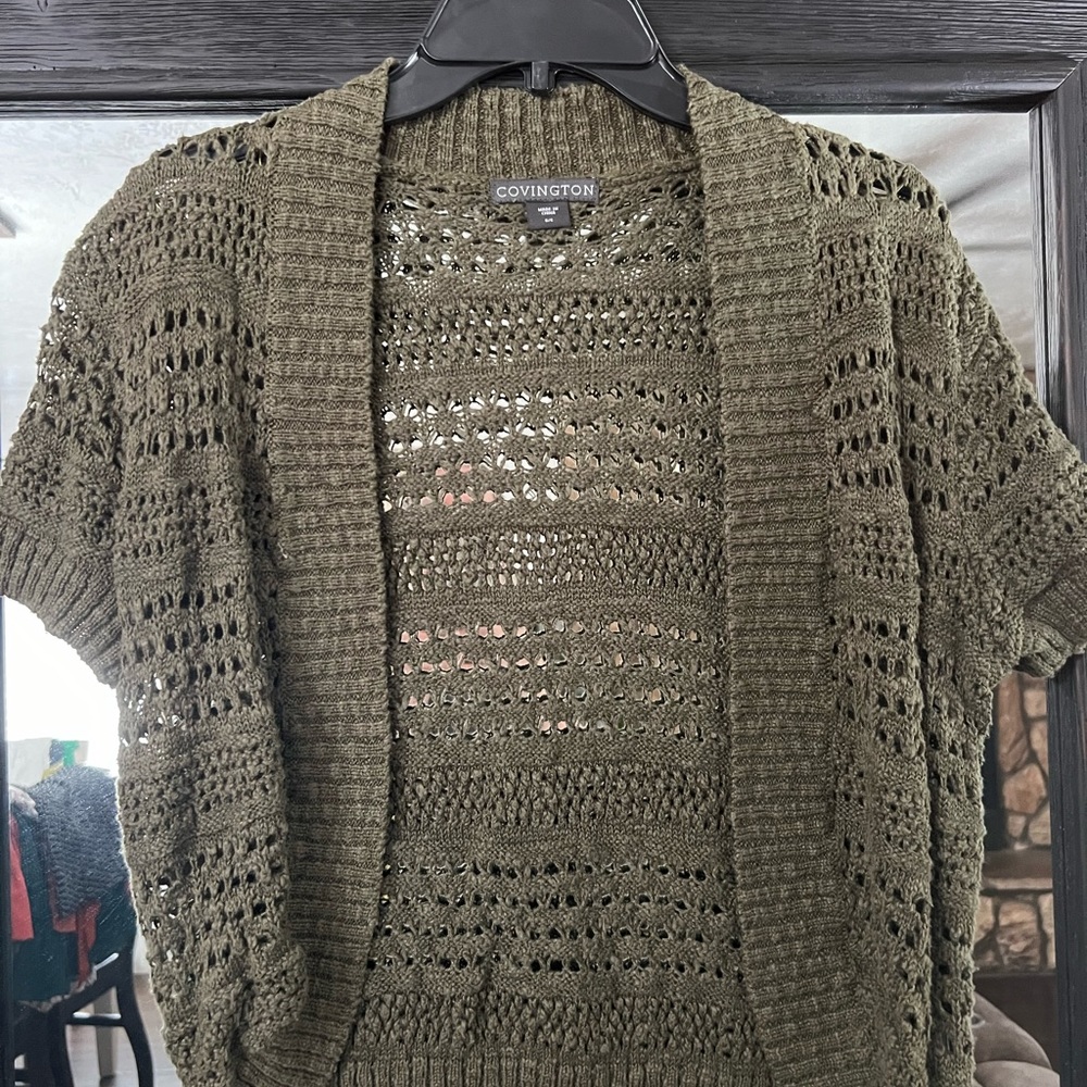 Covington cardigan vest size small